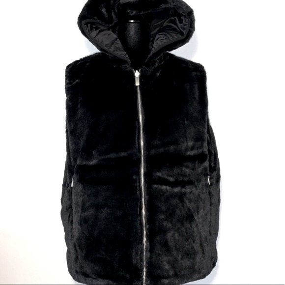 Buffalo David Bitton Jackets & Blazers - 🆕Buffalo David Bitton Faux Fur Reversible Vest